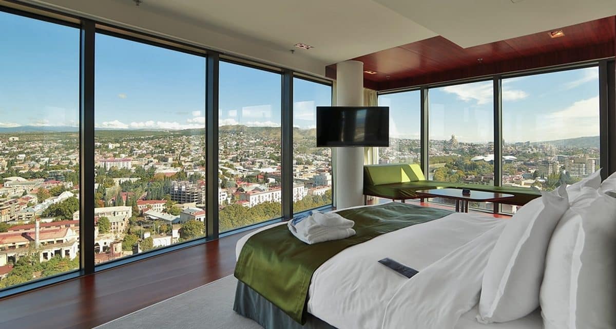 أفضل الفنادق في جورجيا: إقامة مريحة وخدمة ممتازة