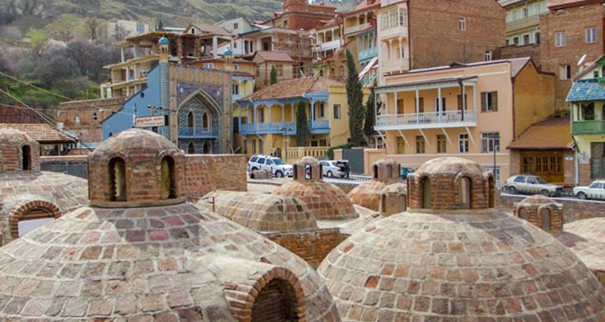 الحمامات الكبريتية والرحلات العلاجية في جورجيا