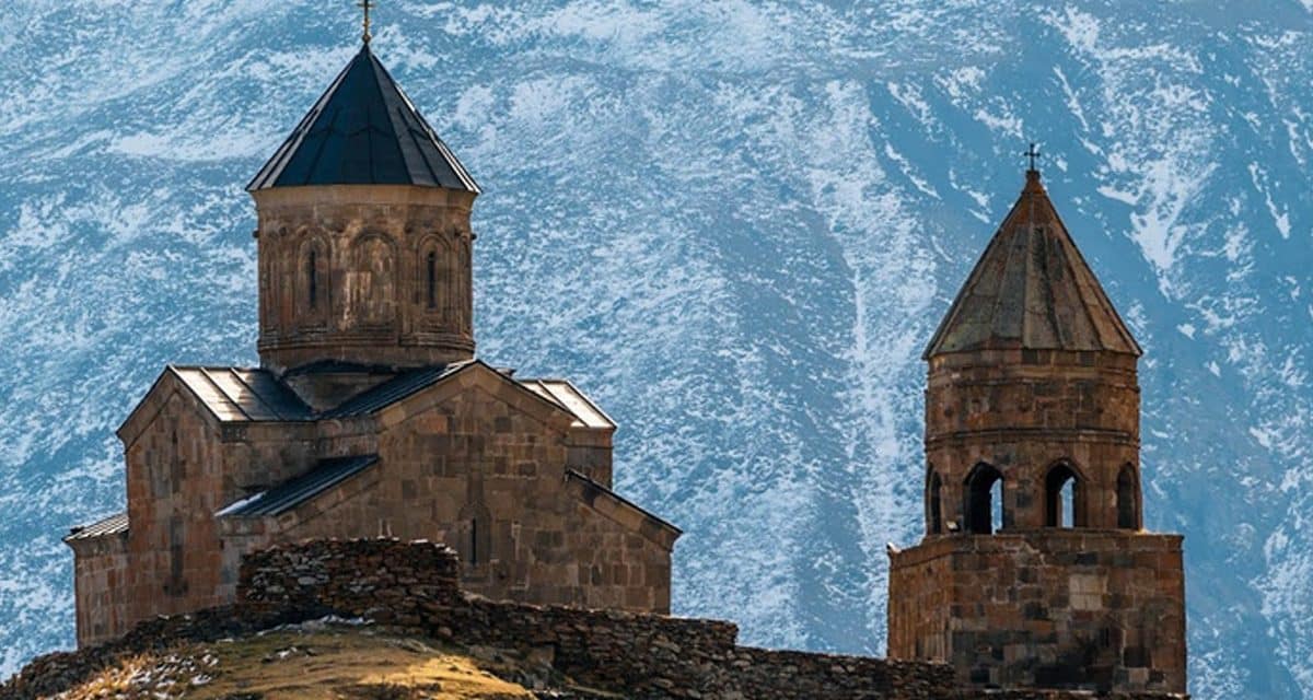 أشهر معالم كازبيجي بجورجيا