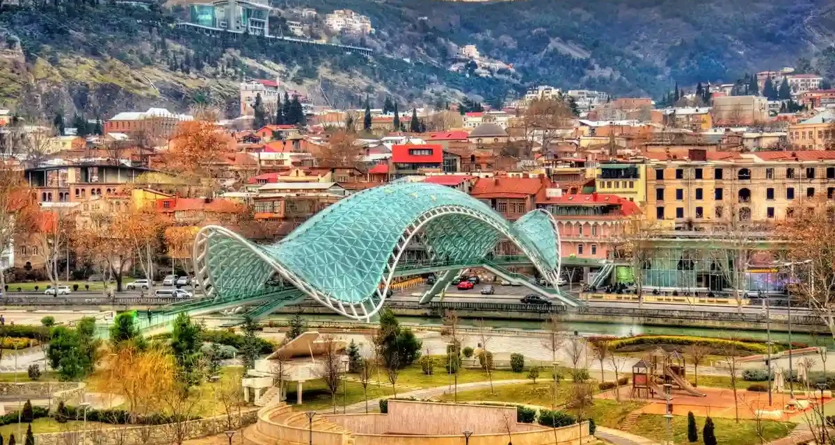 تعرف علي افضل عروض جورجيا لشخص واحد مع سفنكس ترافيل